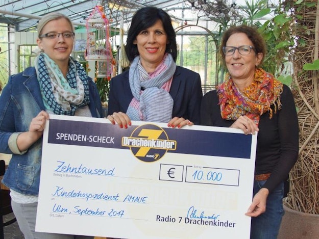 10.000 Euro für AMALIE RADIO 7